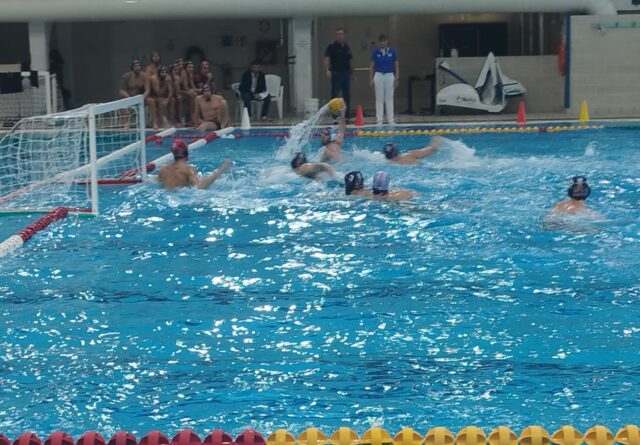 LA DE AKKER BATTE POSILLIPO 16-13  CAMPOPIANO PARTE PER LA NAZIONALE